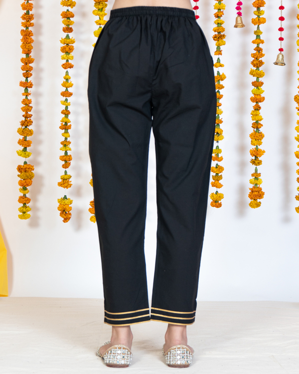 Black Cotton Slim Fit Embroidered Cigarette Trousers For Women's - Naari -  3107404