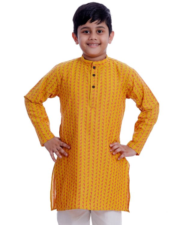 Yellow and white printed kurta pyjama - set of two 4