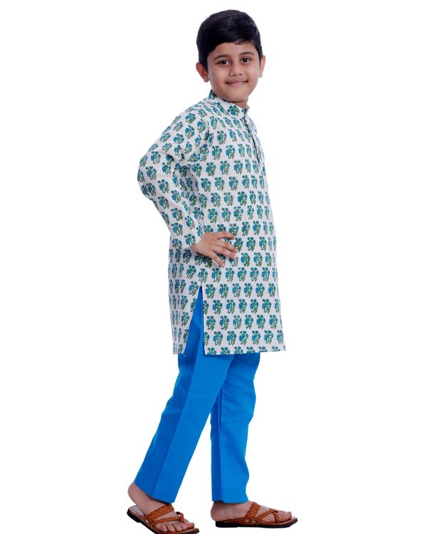 White and blue printed kurta pyjama - set of two 3
