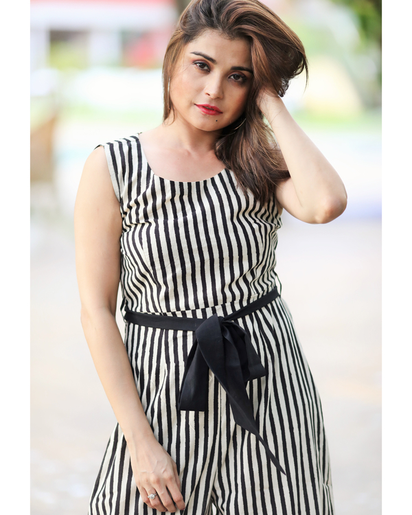Black and white striped jumpsuit 3