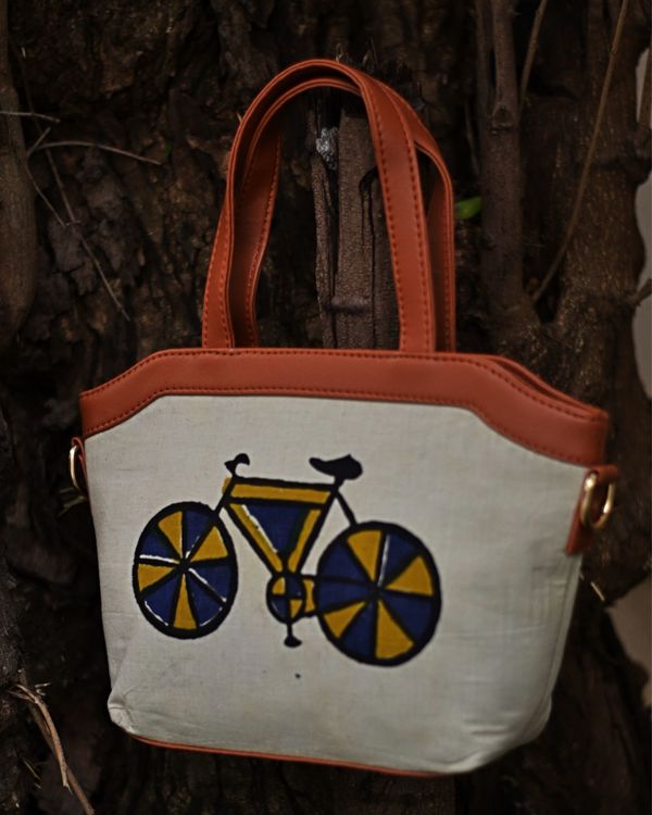 Blue cycle quirk sling bag 1