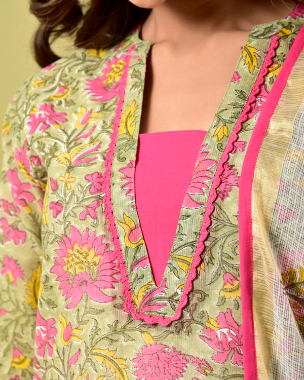 Pink and green printed kota doriya kurta set - set of three 2