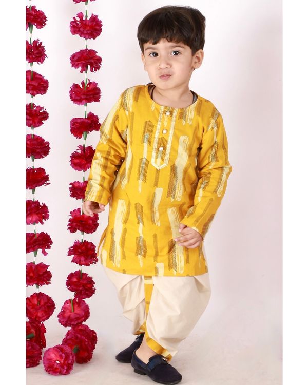 Yellow and cream feather printed kurta with dhoti - set of two 3