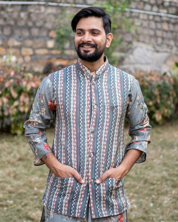 Grey and white striped jacket with grey floral printed chanderi kurta - set of two 2