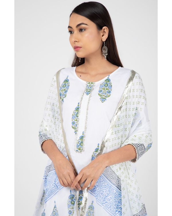 White and blue boota hand-block printed long kurta with palazzo and dupatta - set of three 5