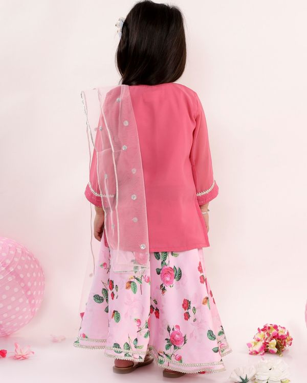 Pink embroidered kurta and floral printed skirt with dupatta - set of three 1