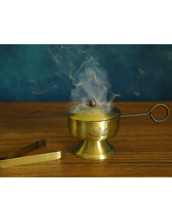 Leaf engraved antique brass fumer with tong - set of two 3