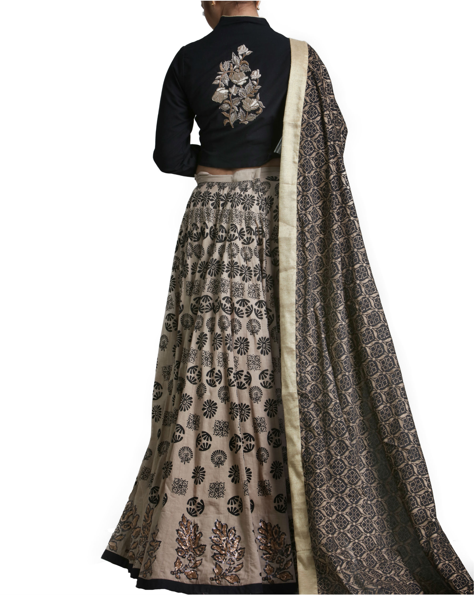 nakashi lehenga