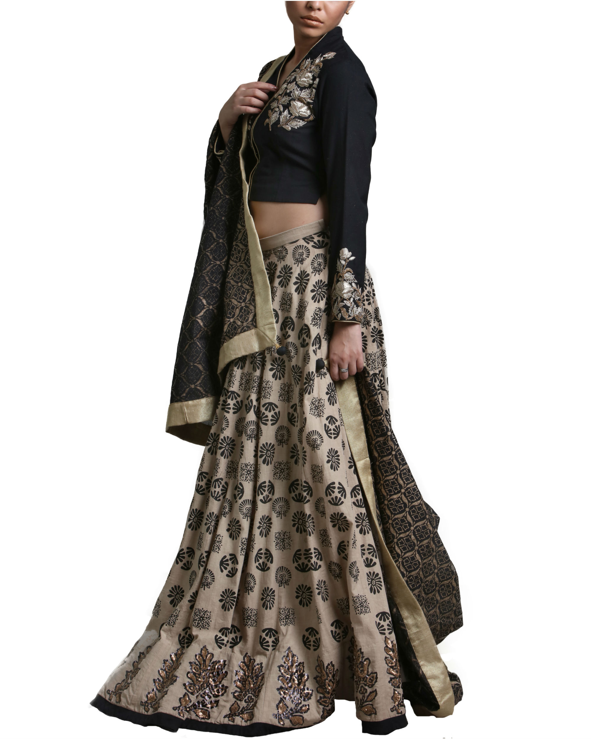 nakashi lehenga