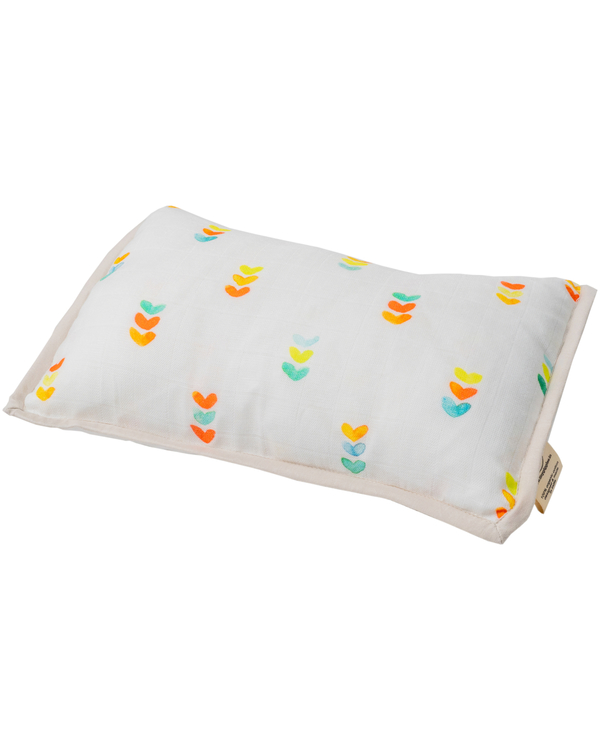 White and multicolour print muslin pillow 2