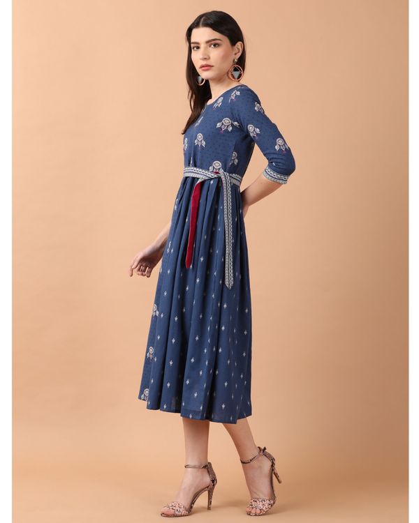 Indigo and white printed tie-up midi dress 2