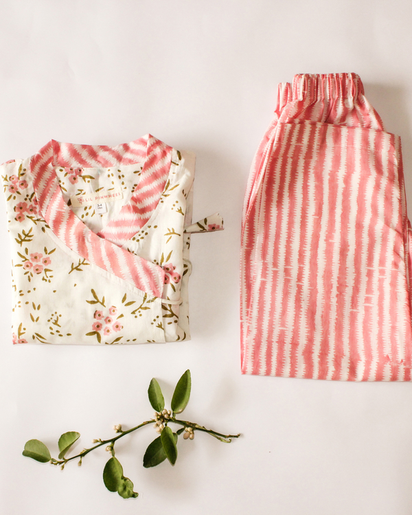 Pink floral pyjama set - set of two 2