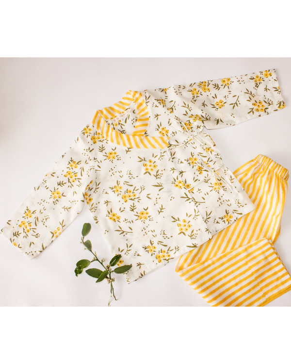 Yellow floral pyjama set - set of two 3