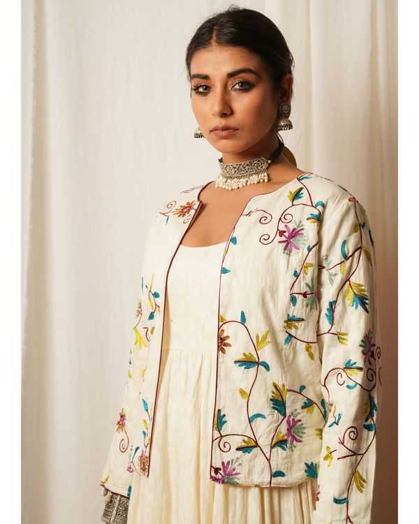 Ivory and multicolored embroidered jacket 3