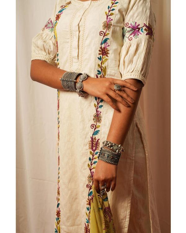 Ivory and multicolor embroidered kurta with pant - set of two 2