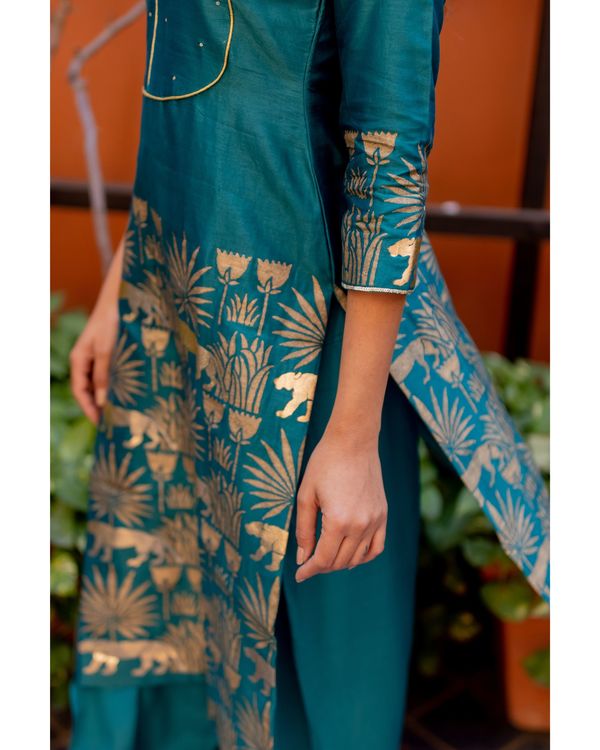 Turquoise tropical printed kurta with pant - set of two 2
