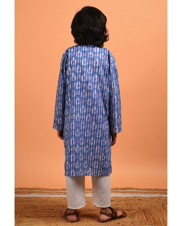 Blue and white printed cotton kurta with pyjama - set of two 1