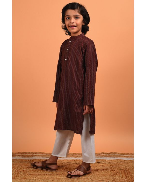 Chocolate brown kantha embroidered kurta with pyjama - set of two 2