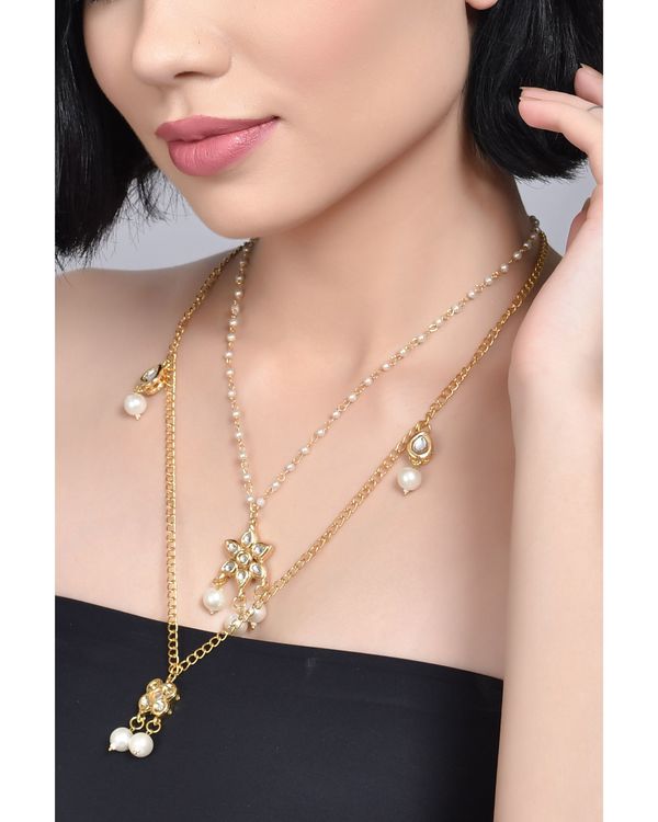 Multilayered kundan embellished pearl beaded necklace 2