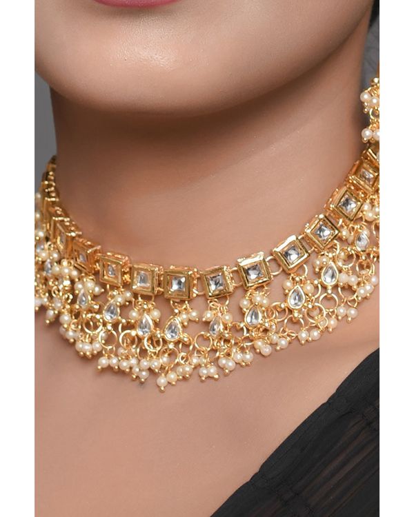 Pearl beaded kundan statement choker necklace with earrings - set of two 1