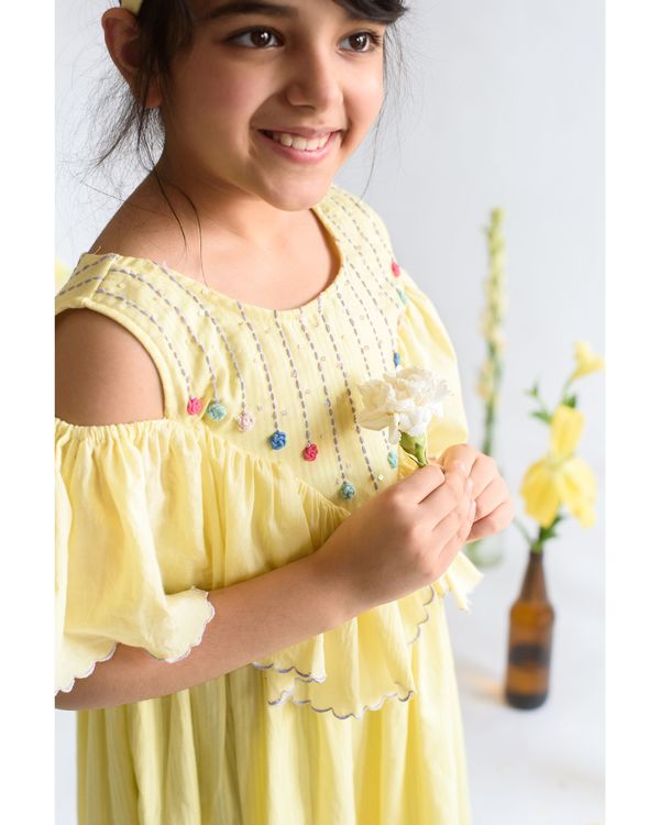 Yellow strips embroidered ruffled dress 3