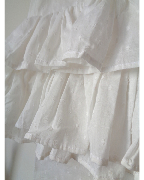 White top ruffled and shorts set - set of two 3