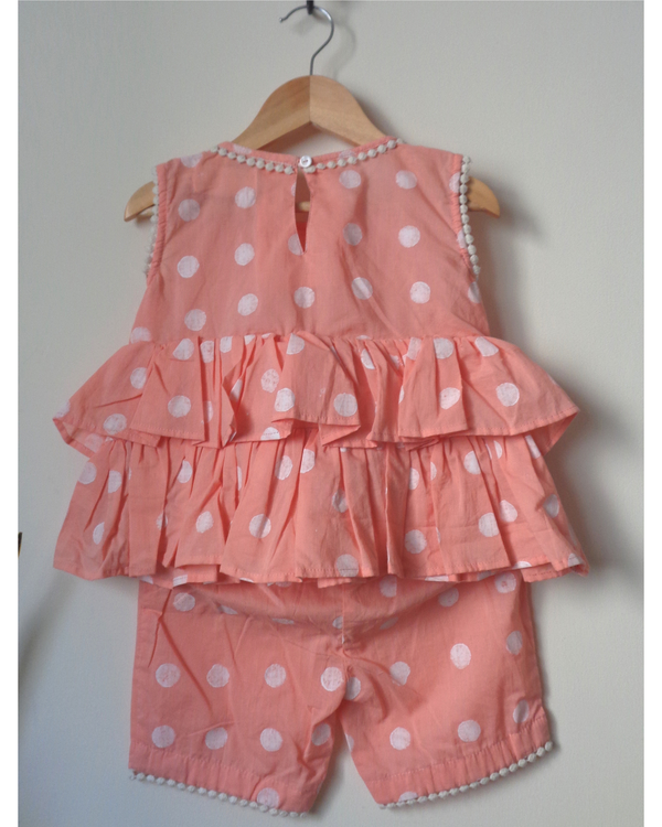Peach ruffled top and shorts set - set of two 3