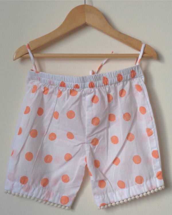 White ruffled polka top 3