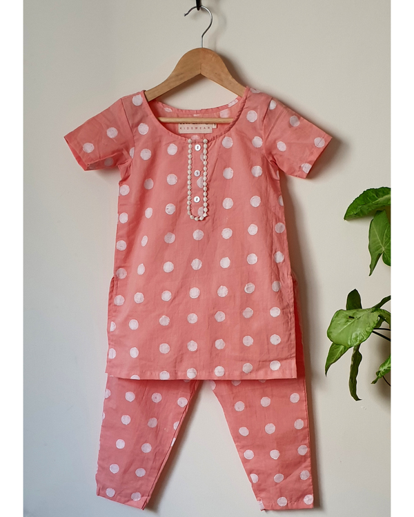 Peach polka dot kurta pyjama set - set of two 3