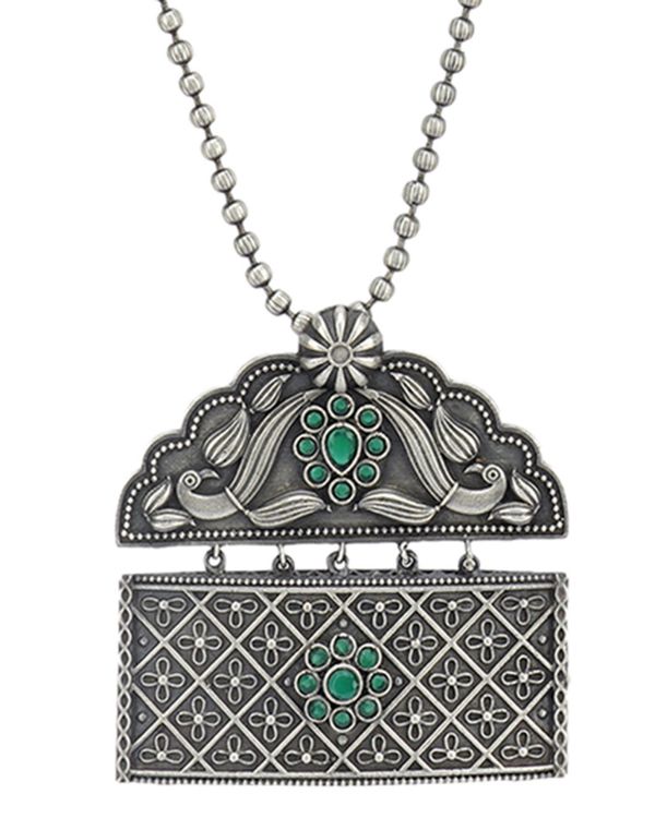 Intricate detailed metal beaded necklace 1