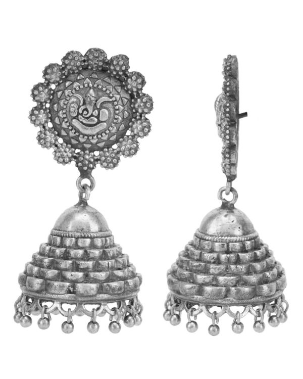 Ganesh engraved brass jhumka 1