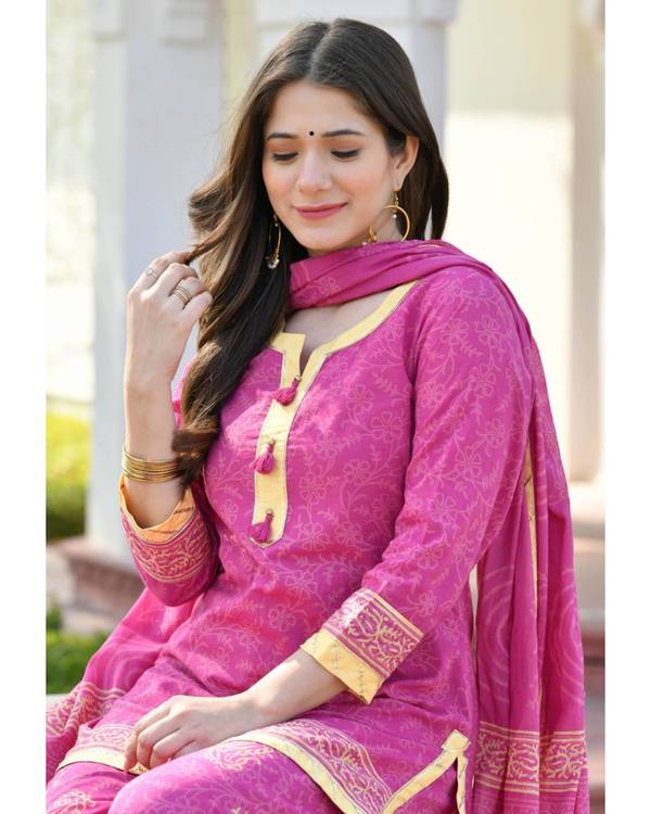 Fuchsia block printed kurti with palazzo and dupatta - set of three 3
