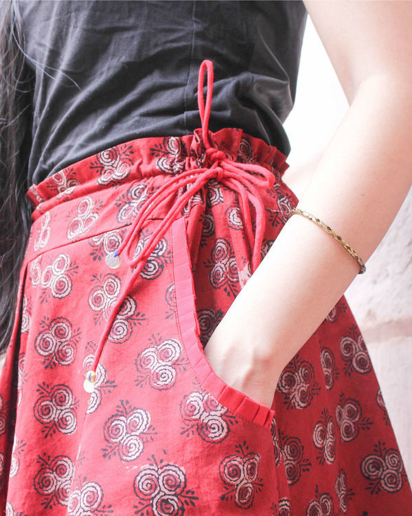 Red double layered skirt 1