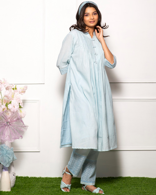 Sky blue striped kurta with pants  - set of two 4