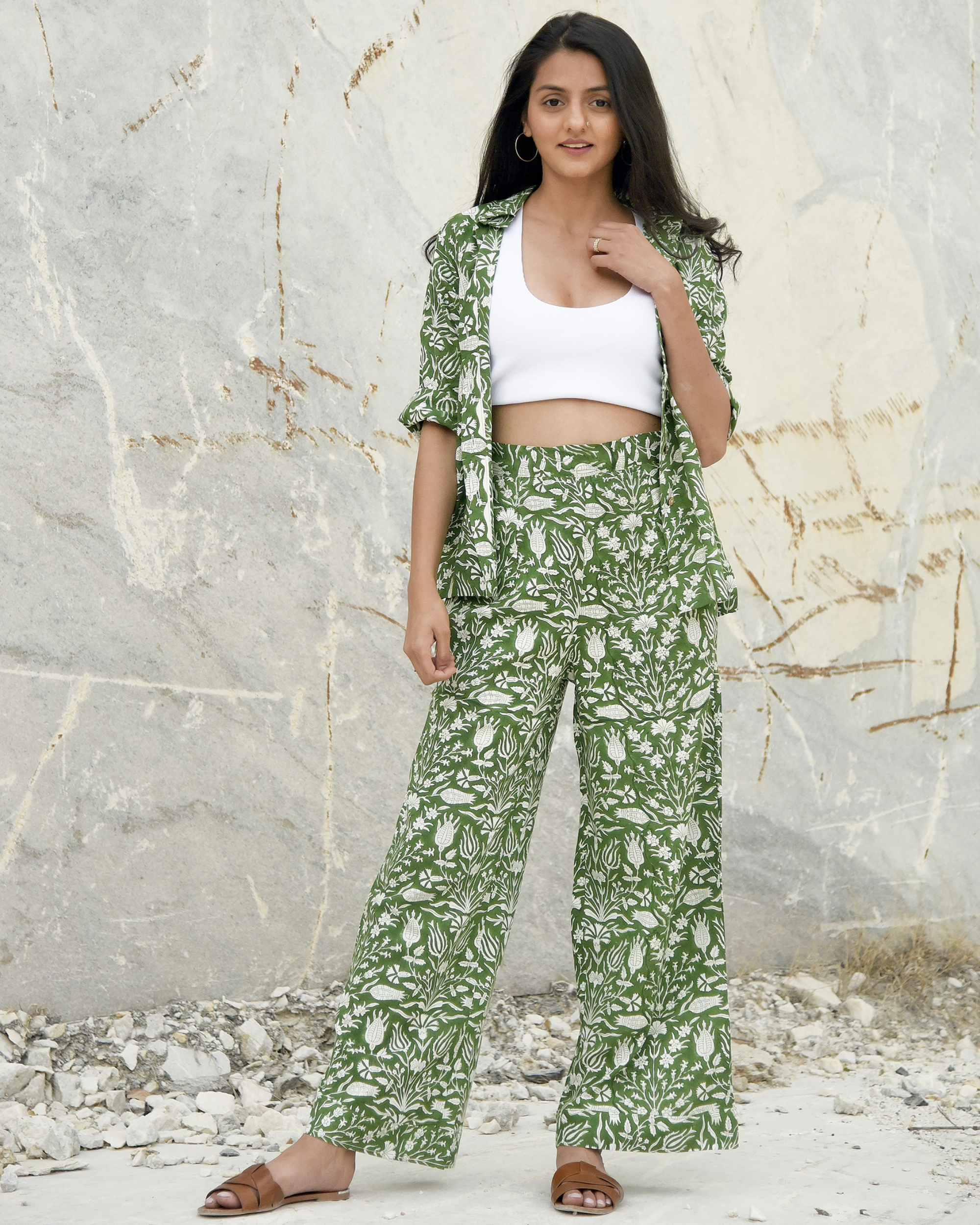 Leafy green printed pants by Oodeypore