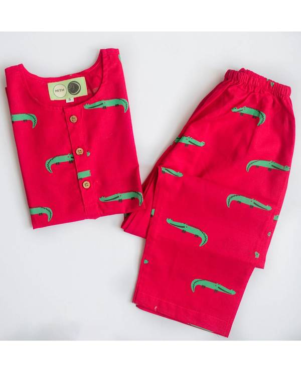 Red and green crocodile  printed unisex night suit - set of two 1