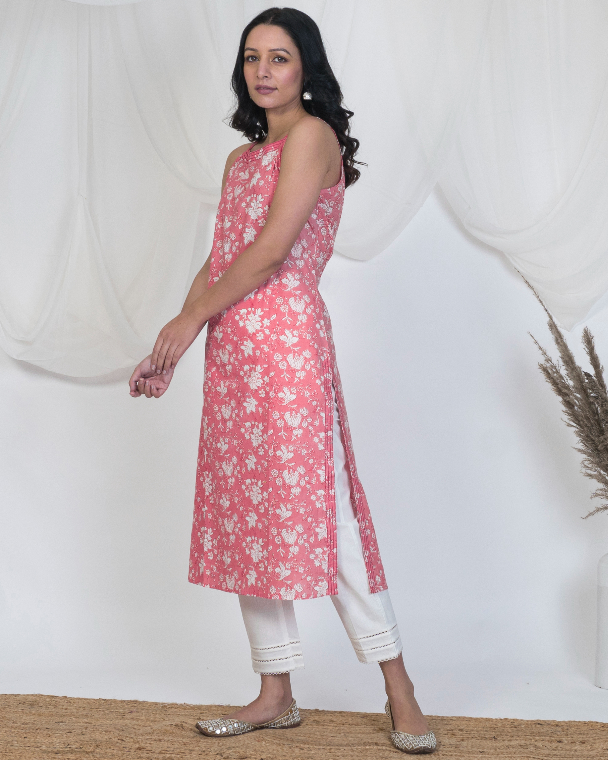 Pink noodle strap kurta with pants - set of two by Gulaal