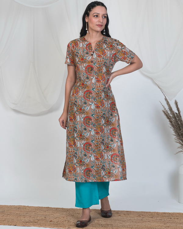 Hazel brown kurta with wooden buttons 3