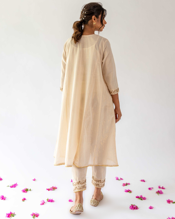 Ivory a-line kurta and pant set with inner - set of three 4