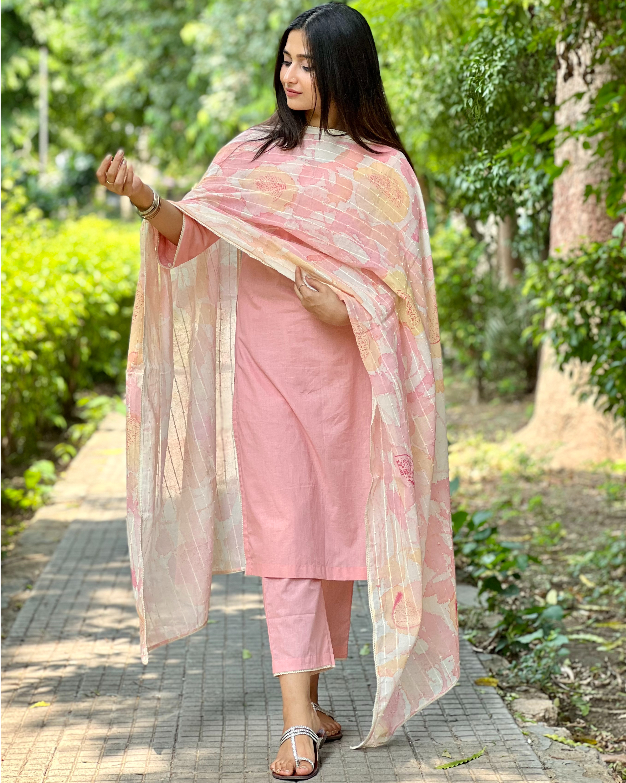 Banarasi Silk Premium Quality Plain Salwar Suit with Patola Woven Dupa –  Leheriya