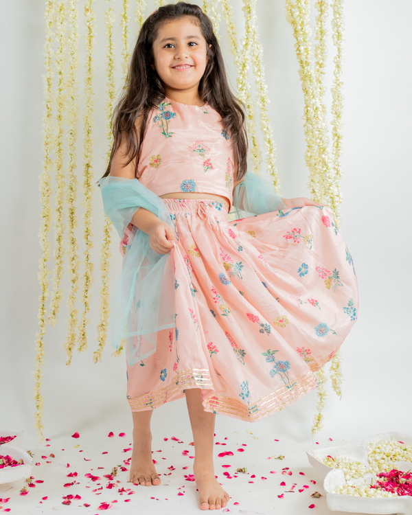 Blush pink lehenga set with aqua blue dupatta- set of three 2