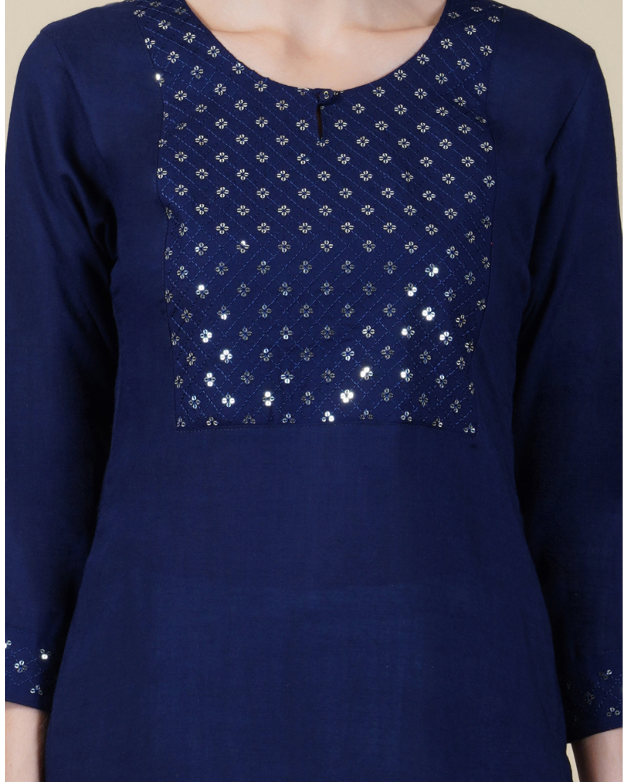 Blue square neck kurti set – Garvili