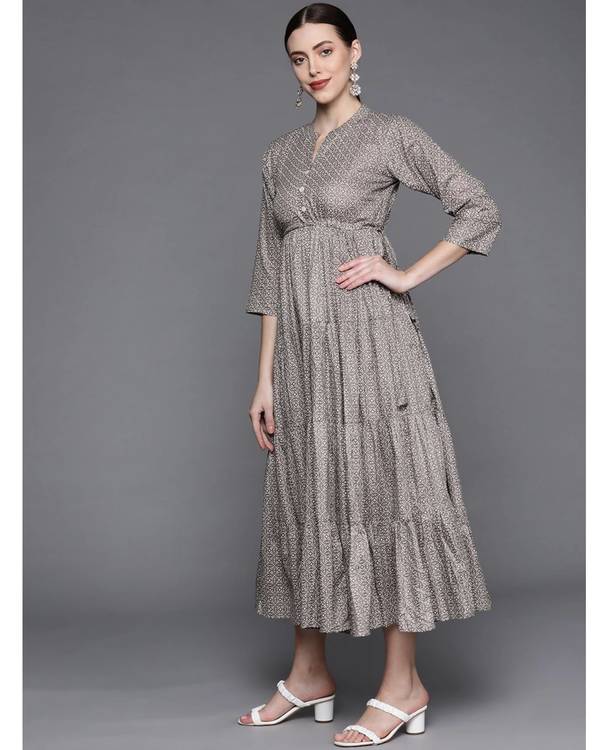 Grey and white geometric printed dress 2