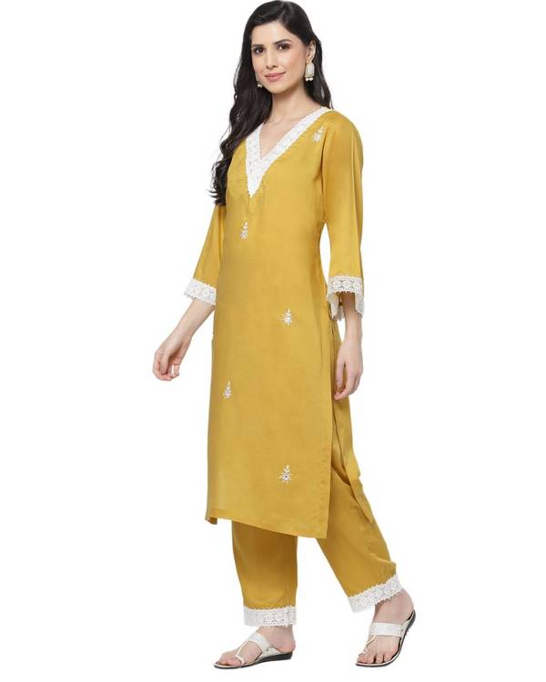 Mustard yellow lace detailed kurta 2