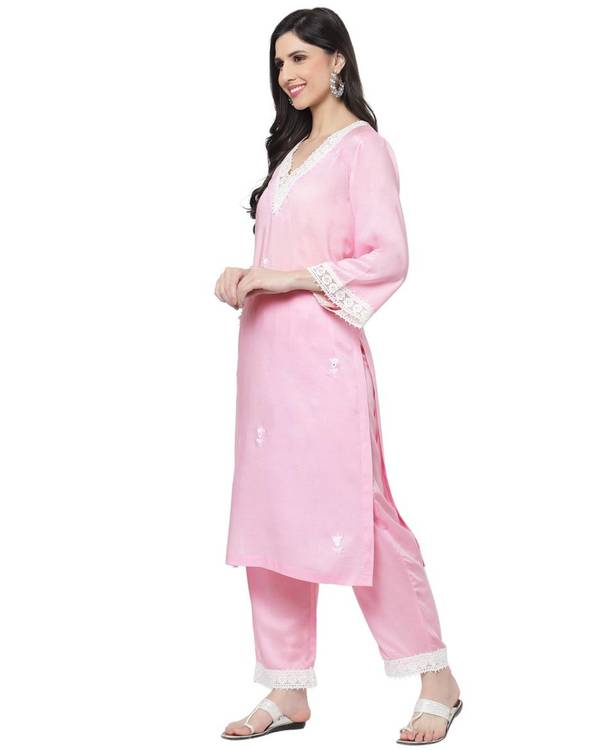 Baby pink lace detailed kurta 1