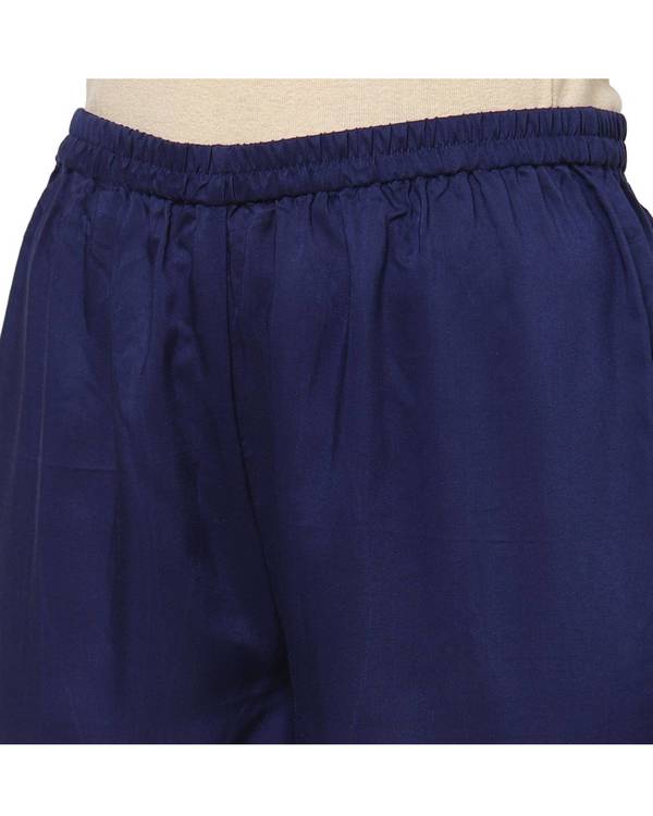 Navy blue lace detailed palazzo 2
