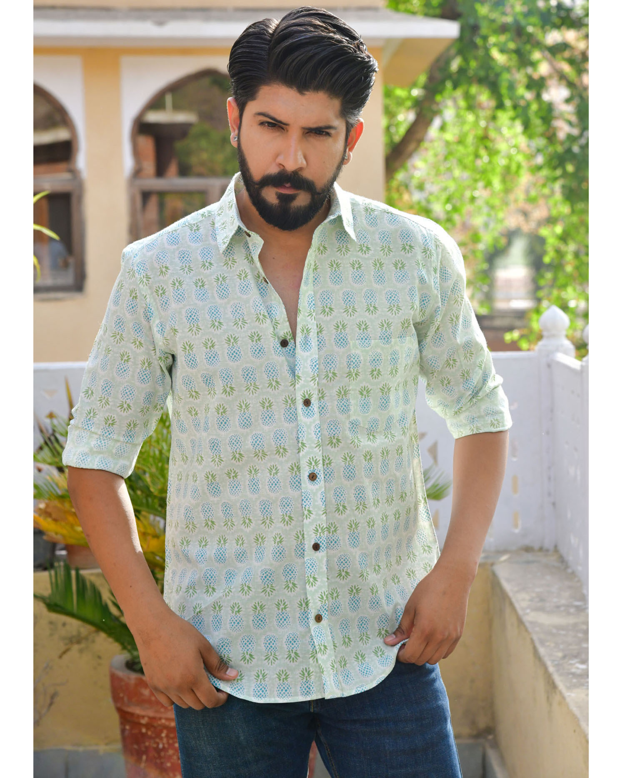 Pineapple print clearance shirt