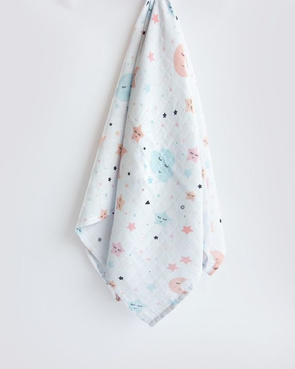 In the sky and pastel themed muslin swaddle - set of two 2