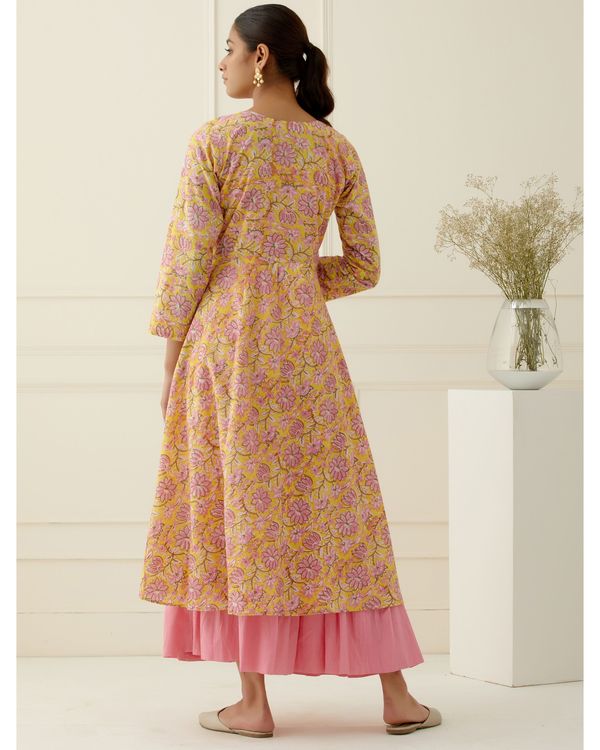 Yellow and pink block printed kurta set - set of three 1