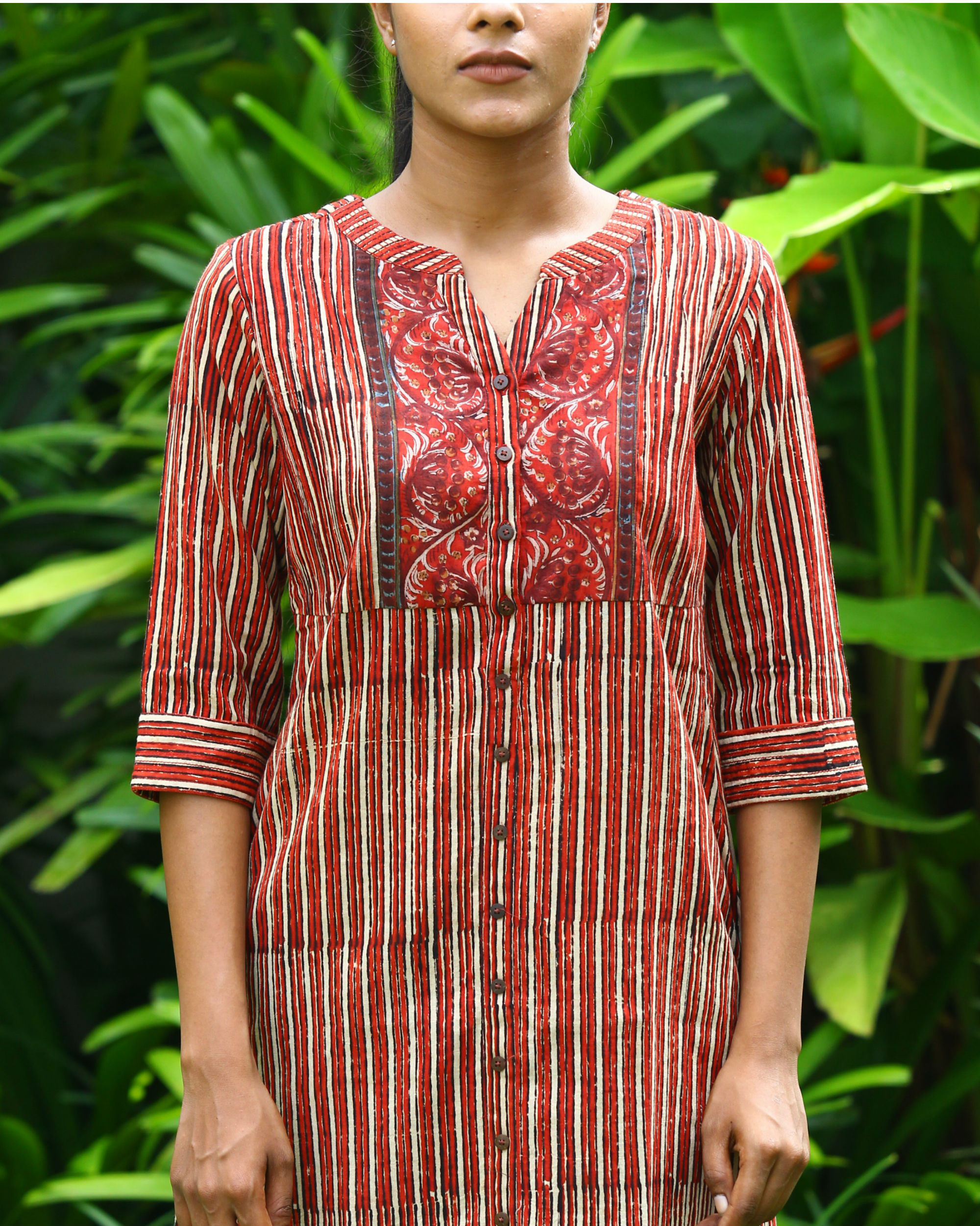 Turkey red striped kurta by Mantra | The Secret Label